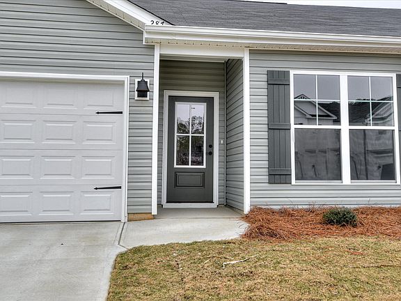 4th image of 345 Bay Meadows Drive