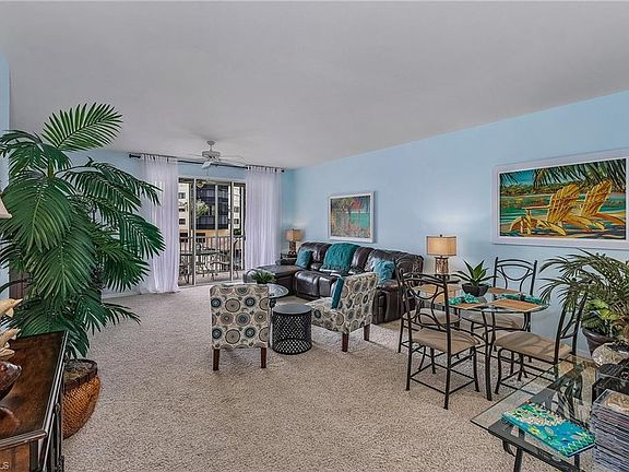 5th image of 4321 Bay Beach Ln APT 613
