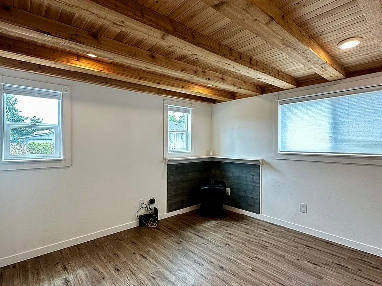 1386 Avenue U #1 — Photo 12