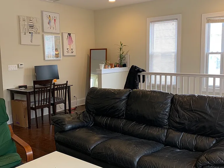 2619 N Southport Ave #CH — Photo 3