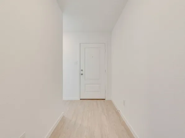 7221 Adderly Rd, Pilot Point, TX 76258