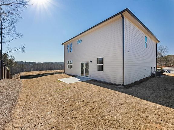 3rd image of 975 Kingsley Way