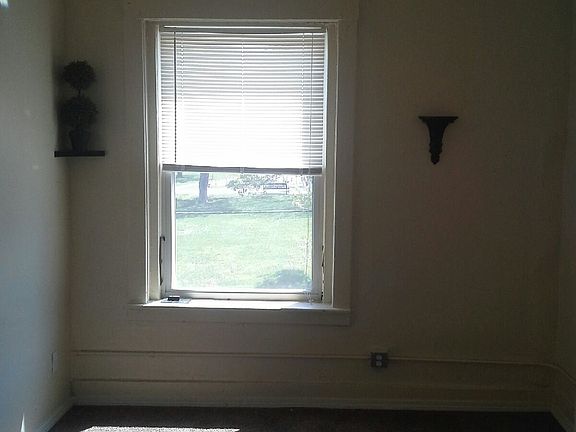 5th image of 5206 Saint John Ave APT 1
