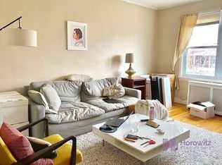 28-23 41st St #2L, Astoria, NY 11103