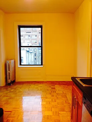 Rented by City Connections Realty | media 34