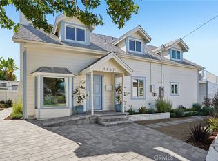 1467 11th St, Manhattan Beach, CA 90266