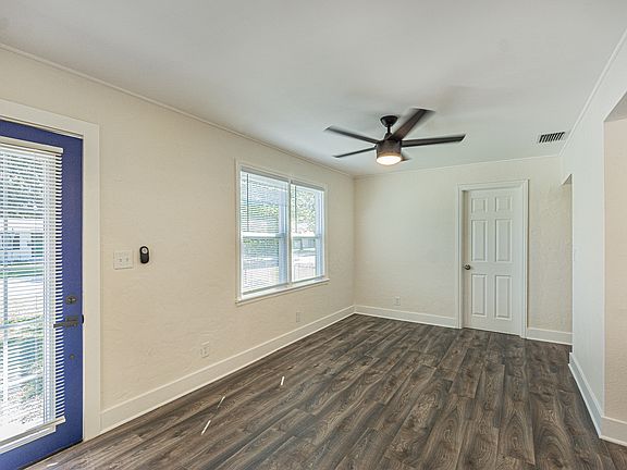 3rd image of 5024 19th St N