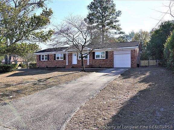 3rd image of 403 Palmerland Dr