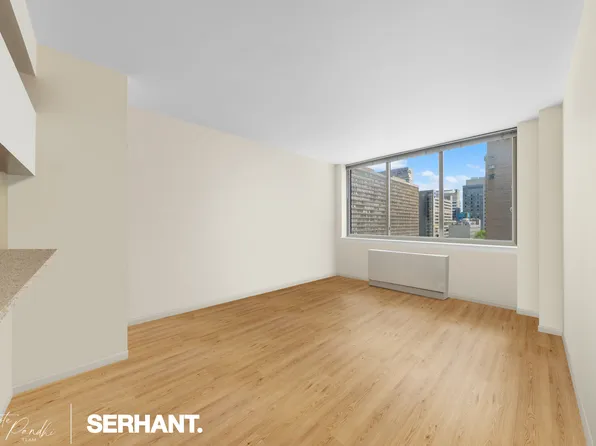 250 East 30th Street 8D image 2 of 19