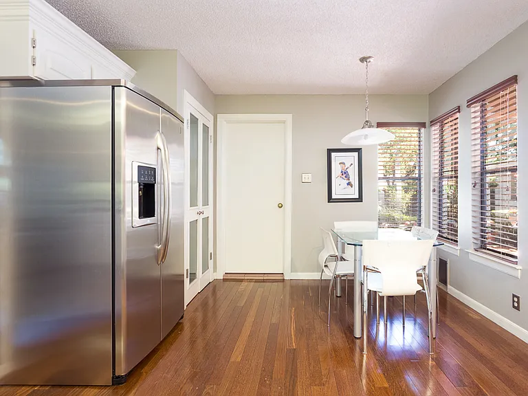1722 Eagle Mdw — Photo 7