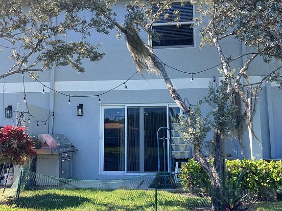 3rd image of 16231 Sierra Palms Dr