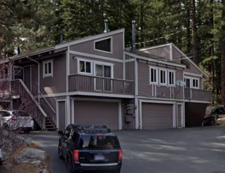 389 Alder Ct #A — Photo 1