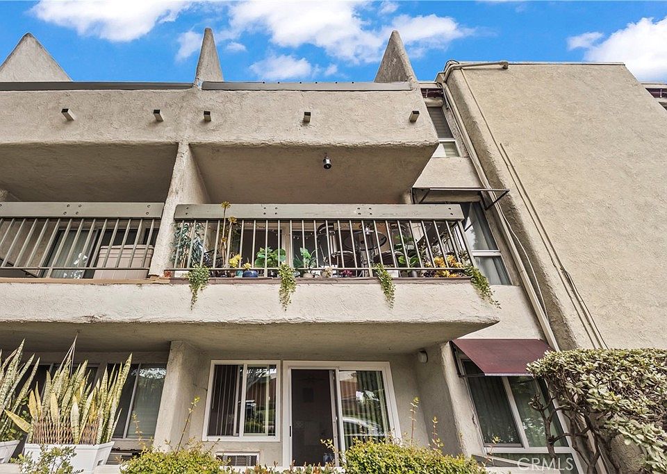 1st image of 4900 Overland Ave Unit 201