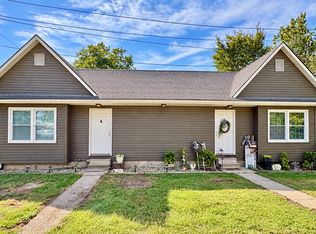 402 S Elm St, Cambria, IL 62915