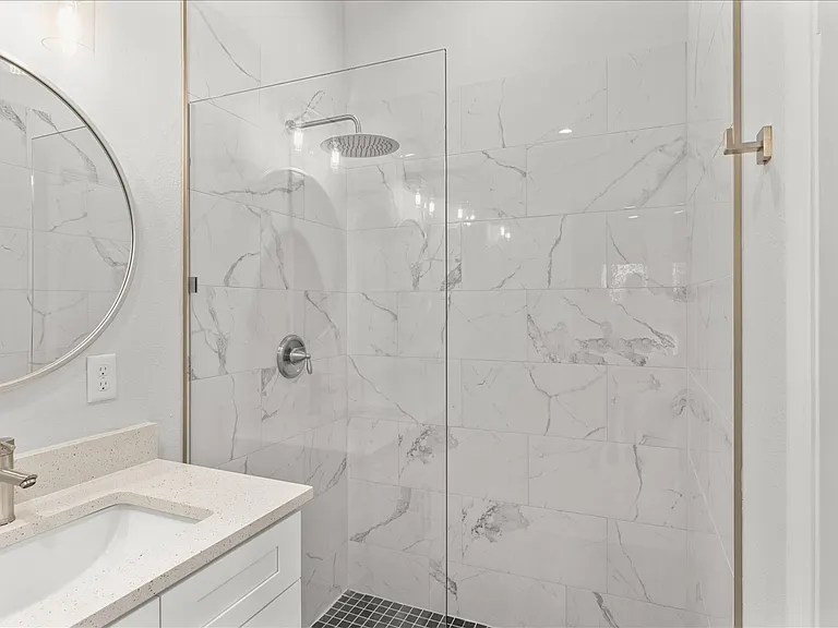 2021 W Alhambra Dr — Photo 28