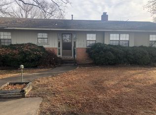 1 Oak Grove Dr, Conway, AR 72032