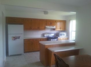 42 Westlake Ct, Somerset, NJ 08873