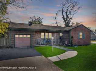 606 W Park Ave, Oakhurst, NJ 07755