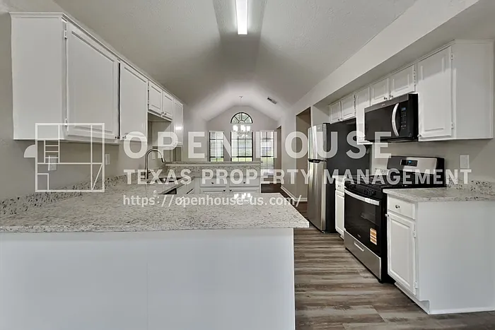 5102 Dobbin Springs Ln — Photo 5