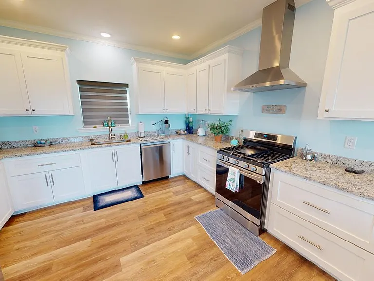 116 Acacia Ave — Photo 8