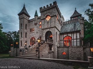 2009 Victoria Hl, Rochester, MI 48306