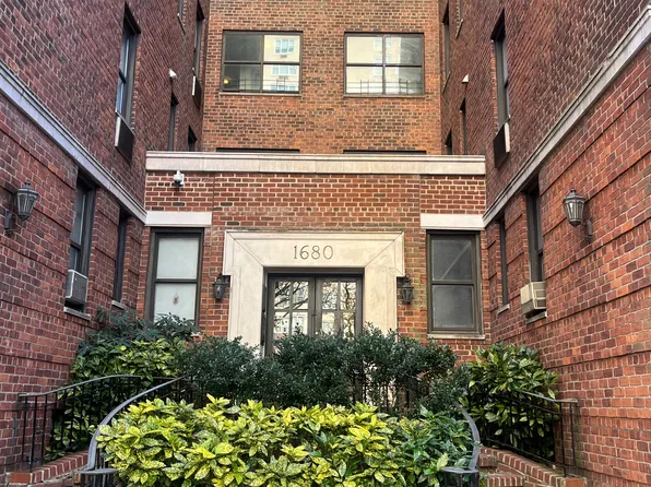 1680 York Avenue image 10 of 10