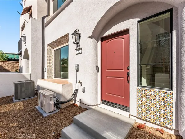 103 Sorrel Ct, Burbank, CA 91506