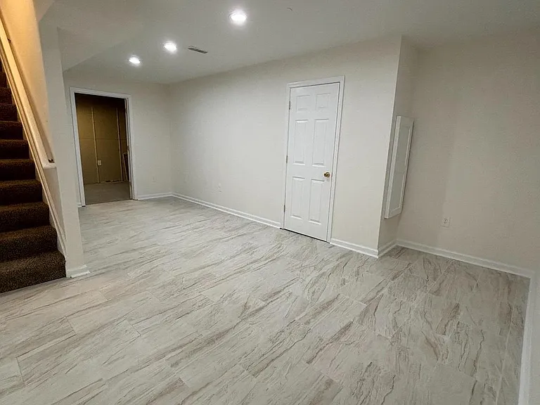 44331 Ladiesburg Pl — Photo 34