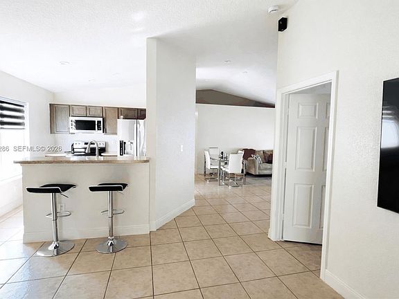 4th image of 13311 SW 42nd St