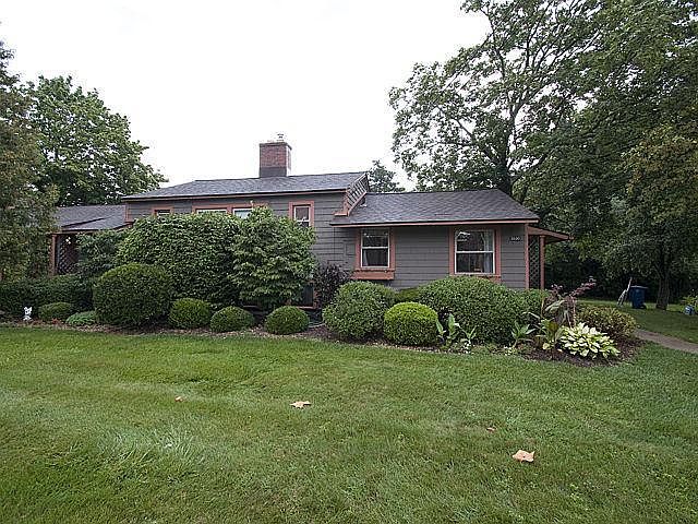 1st image of 3530 Edgewood Dr