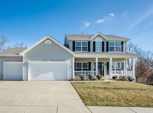 304 Narrowleaf Ln, O'Fallon, MO 63366