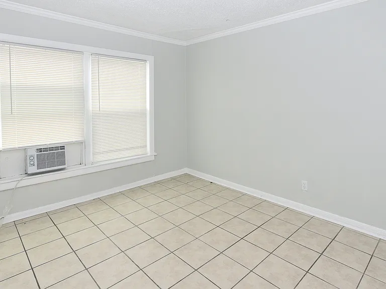 901 Kern Rd #903 — Photo 12