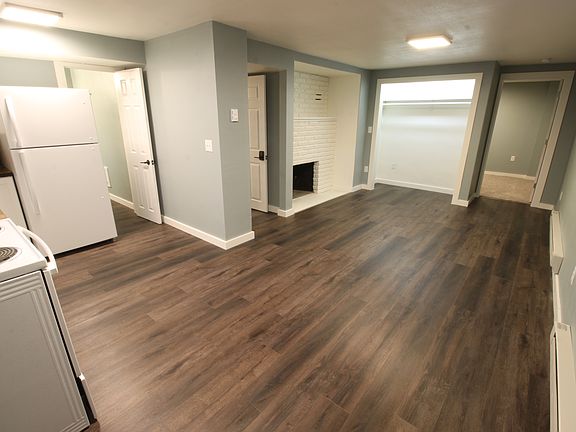 4th image of 802 6th Ave N APT 4