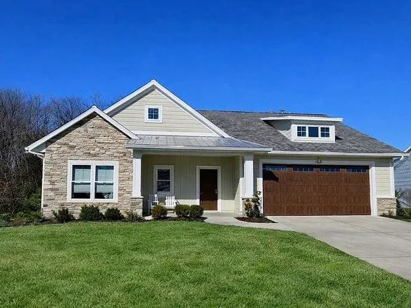 6415 Copperleaf Ct, Holland, MI 49423