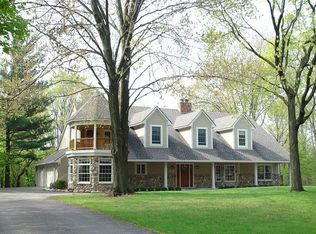 4525 Niagara Ln, Bloomfield Hills, MI 48301