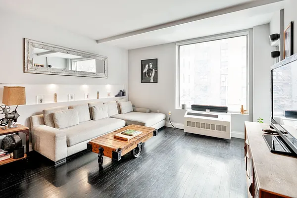 Sold by Compass | media 1