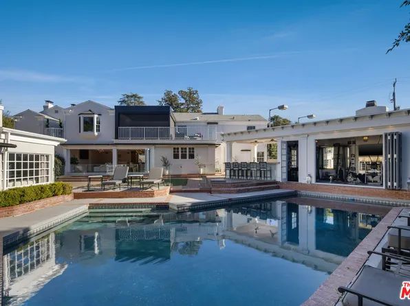 17503 Rancho St, Encino, CA 91316