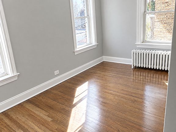 5th image of 4831 Lee St APT 2