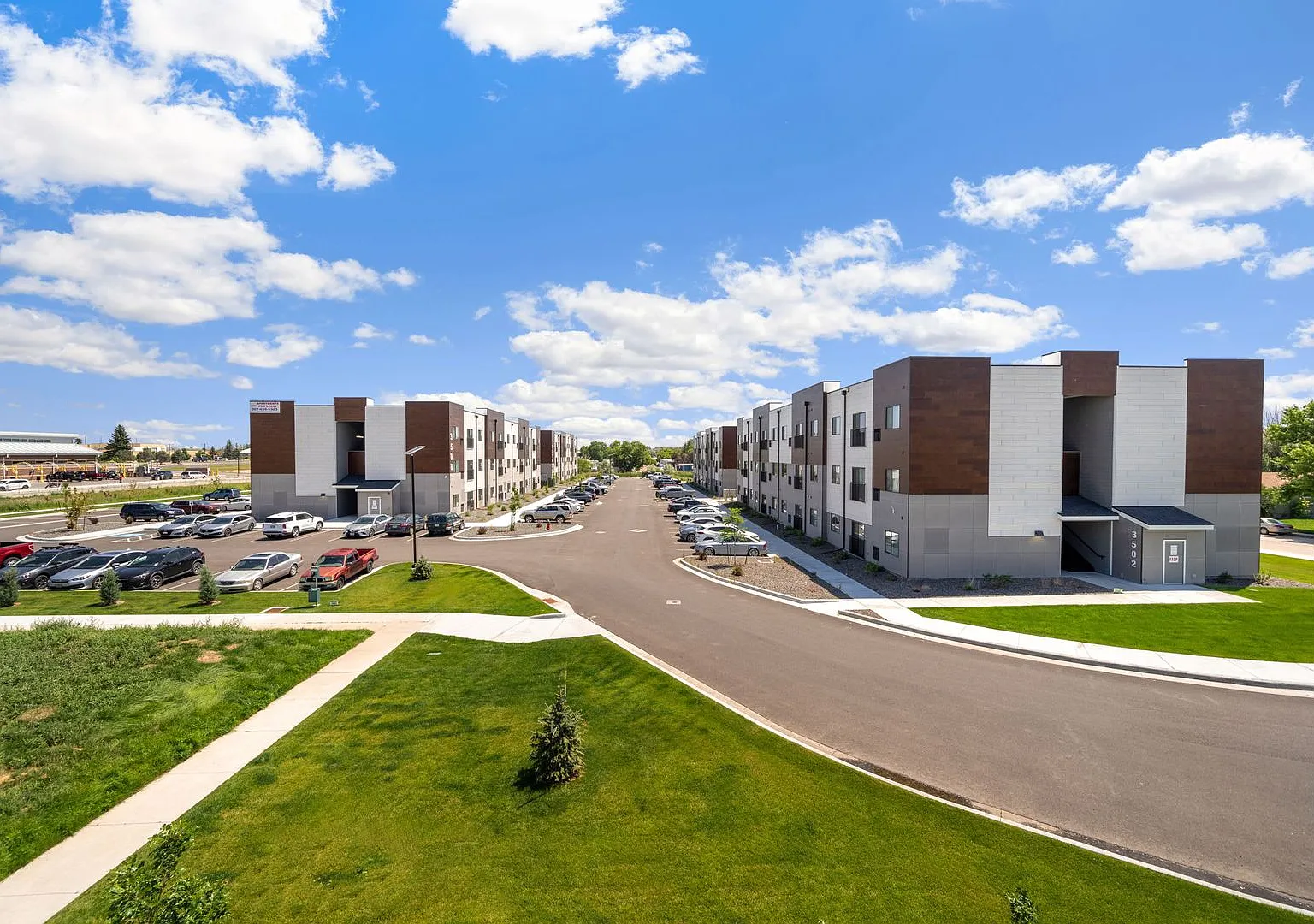 Holmes Corner Apartments — Photo 3