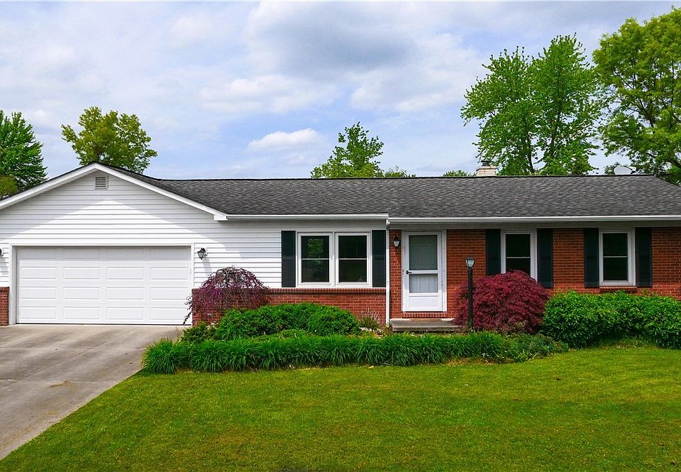 1st image of 2747 Serra Vista Dr