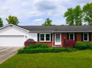 2747 Serra Vista Dr, Stow, OH 44224