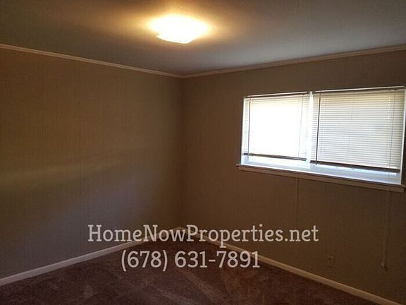 4th image of 4956 Central Dr Unit B