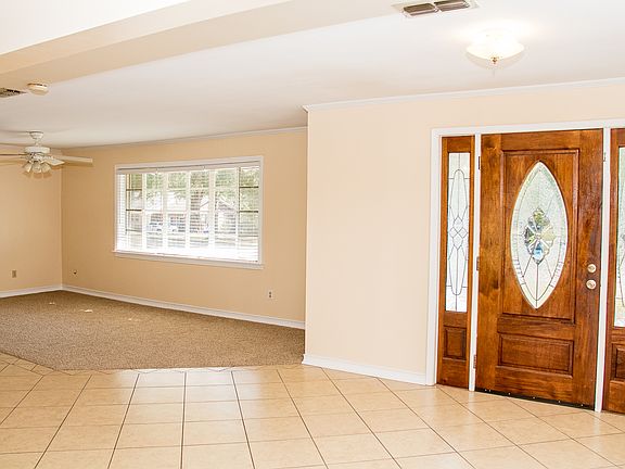 5th image of 501 Kenwood Ln