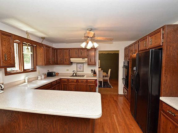 5th image of 12859 W White Oak Ct