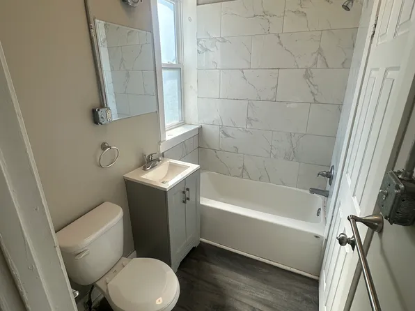 5945 Hyslop Pl APT 108, Hammond, IN 46320