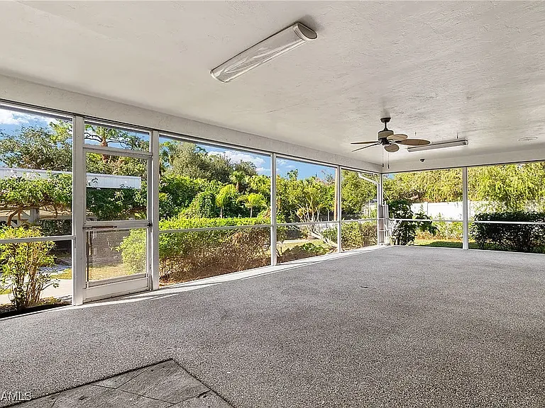16941 Carolyn Ln — Photo 14