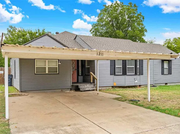 1211 NW Parkview Blvd, Lawton, OK 73507