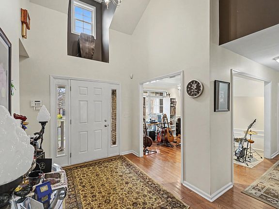5th image of 2269 Sunningdale Dr