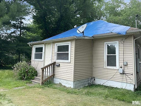 2nd image of 513 Burkett St