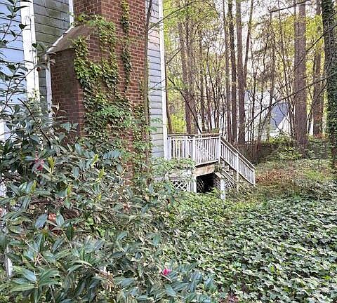 5th image of 107 Somersby Ct